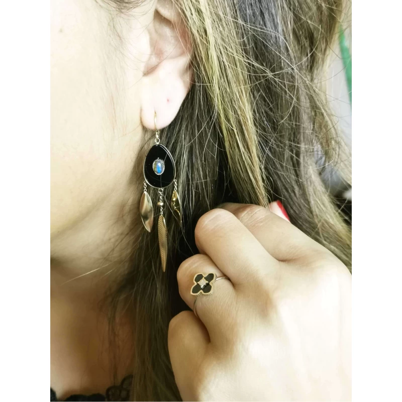 Boucles D'oreilles Isis En Acier Doré - Zag Bijoux 4 Boucles D'oreilles Isis En Acier Doré - Zag Bijoux – Image 2