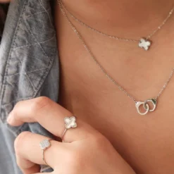 Collier Doré Cuff En Acier Inoxydable - Zag Bijoux -Bijoux Fantaisie collier dore cuff en acier inoxydable zag bijoux 1