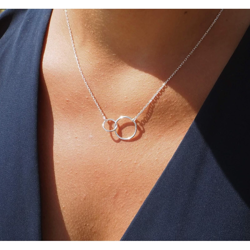 Collier Double Cercle Medium En Plaqué Or - Pomme Cannelle 4 Collier Double Cercle Medium En Plaqué Or - Pomme Cannelle – Image 2