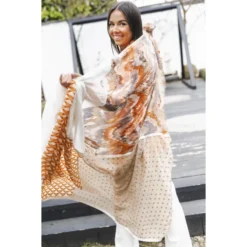 Foulard Sybille Corail, Orange, Beige - Shanna -Bijoux Fantaisie foulard sybille corail orange beige shanna 2